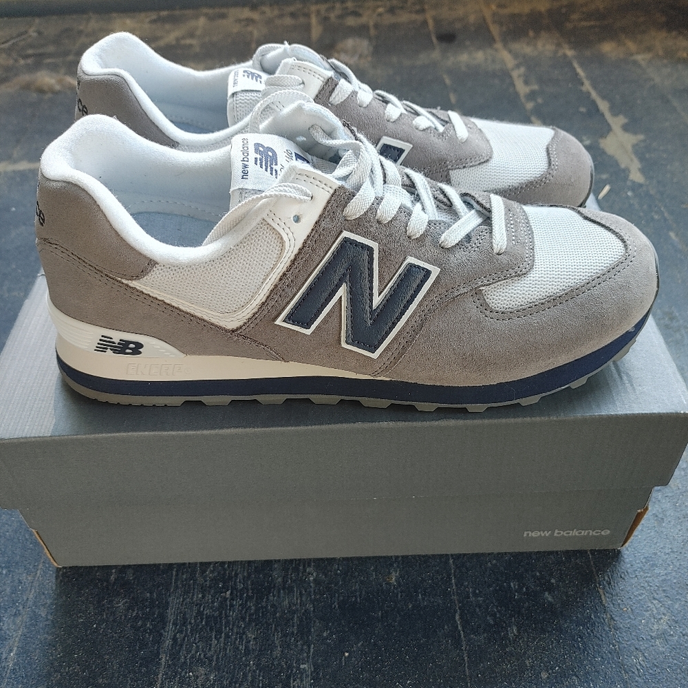 10.5 Mens New Balance 574 Core Plus